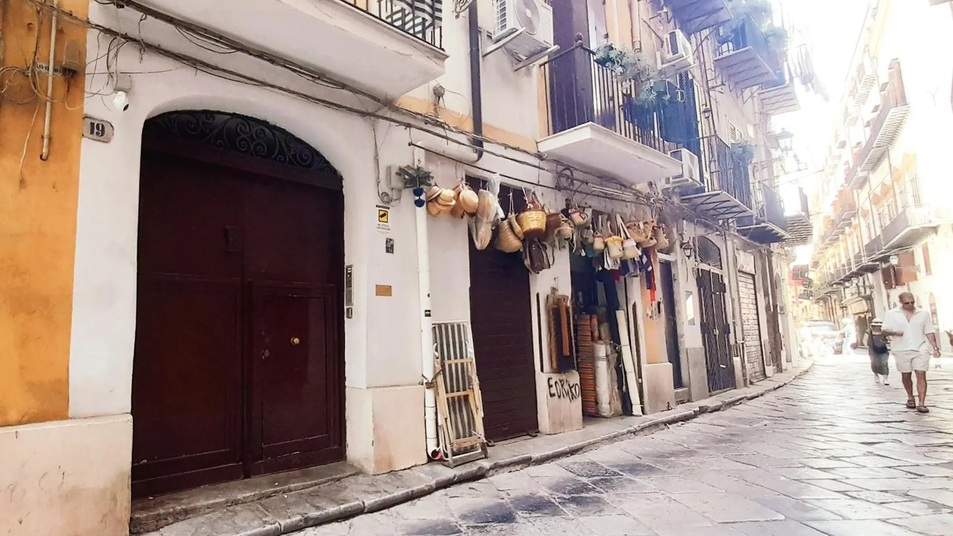 Апартаменты Casa Ranieri Палермо 0*,  Италия